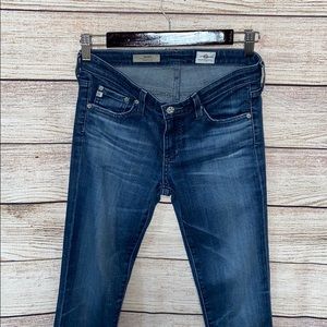 AG Jeans the Stilt Cigarette Leg size 26R
